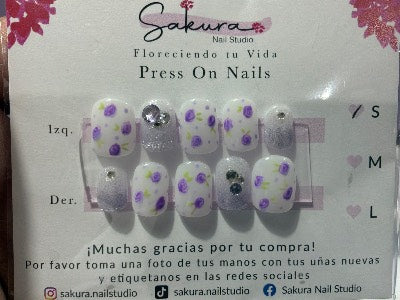 Flores Moradas